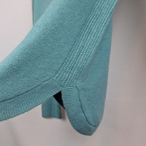 Gap Ladies Pullover sweater NWOT - Picture 5 of 11